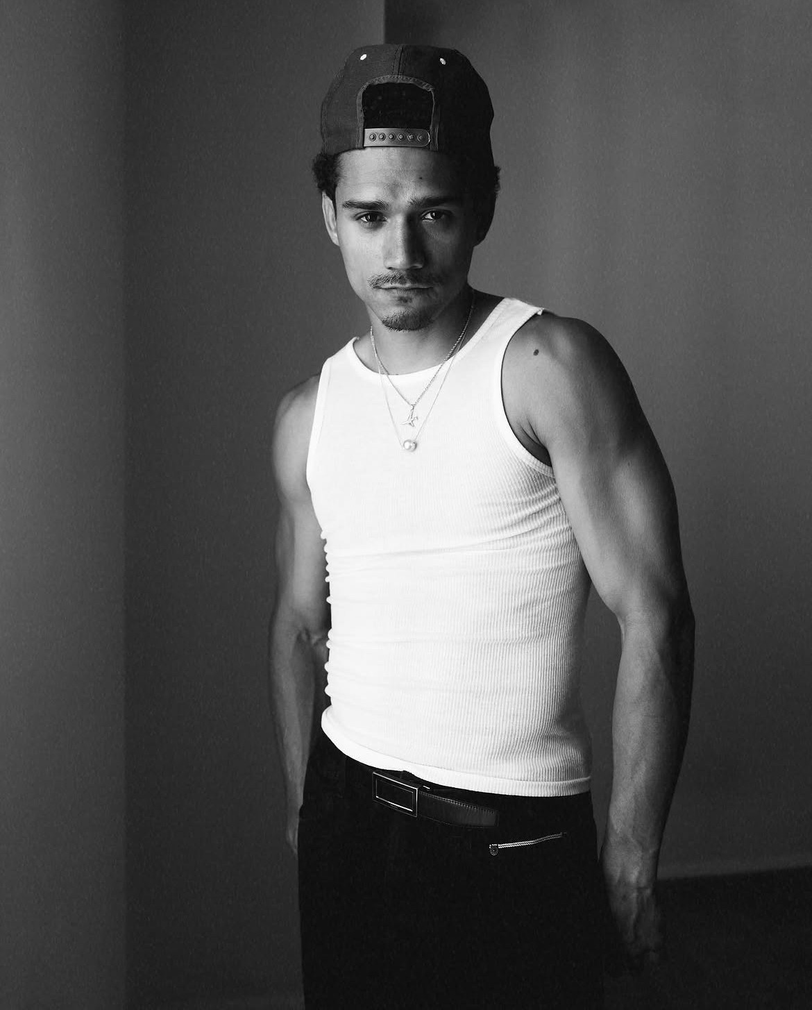 Model Test 01, photograph 7