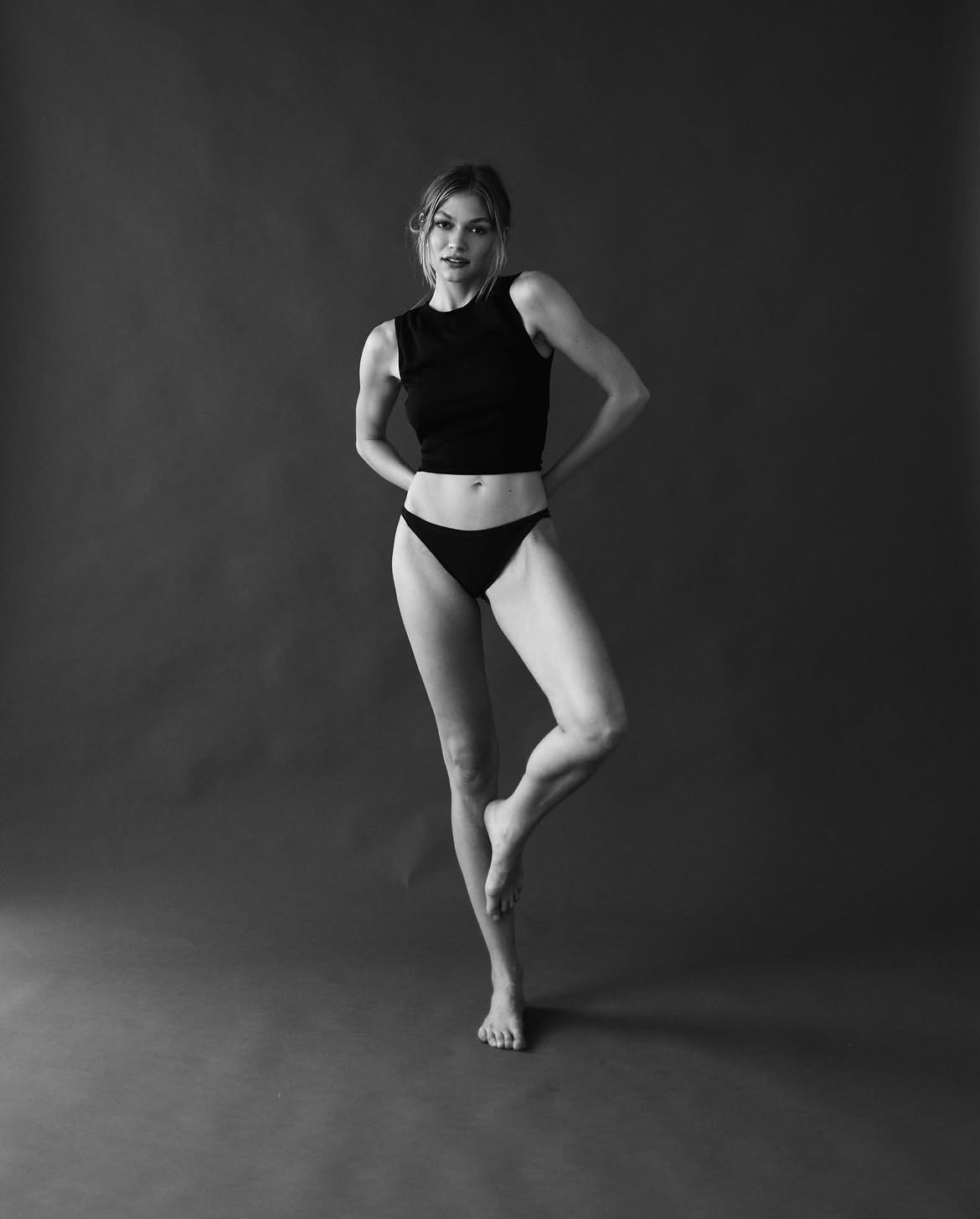 Model Test 02, photograph 8