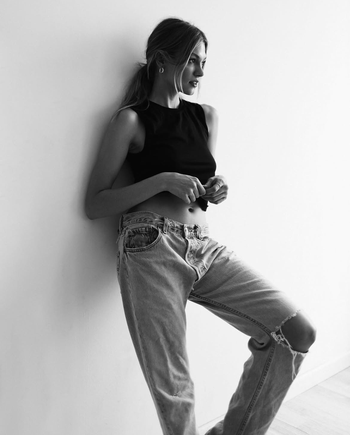 Model Test 02, photograph 10